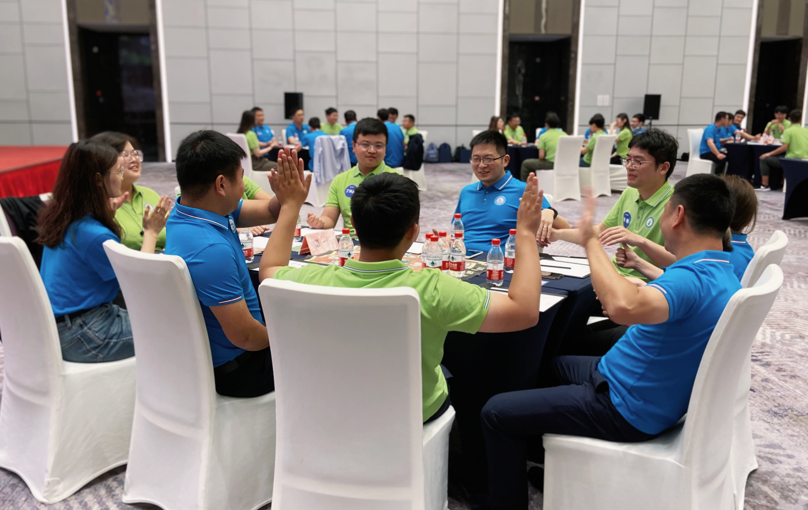 香港六台盒宝典资料大全